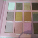 Swatch de marysabrina80 : 60 Palettes Barbie Malibu x BYS à tester, BYS