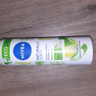 Swatch de Kacha : Nivea naturally good, Nivea