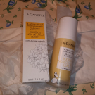 Swatch de Paillettes cosmiques : Crème réveil Multivitaminée, La Canopée