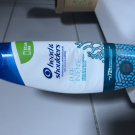 Swatch de Margauxwas : Pure intense detox du cuir chevelu, Head & Shoulders