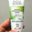 Swatch de Tina Rockette : Masque désincrustant au charbon actif, Mlle Agathe
