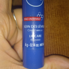 Swatch de ManonGan : Soin Des Lèvres à La Cire D'abeille, Laino