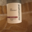 Swatch de ManonGan : Daily Superfoliant, Dermalogica