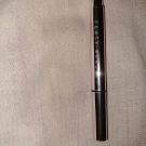 Swatch de Tiphaine1112 : Flyliner Feutre Liquide longue tenue, Fenty Beauty by Rihanna