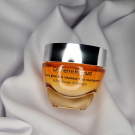 Swatch de Shadya : Crème Glow à la vitamine C, Dr Pierre Ricaud