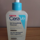 Swatch de Edwige17 : SA Gel Nettoyant Anti-rugosités, CeraVe