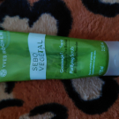 Swatch de attilatyron : Gommage Purifiant - Sébo Végétal, Yves Rocher