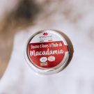 Swatch de NesliArs : Baume à lèvres macadamia, Emma Noël