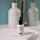 Swatch de Madebybeauties : SÉRUM BOOSTER À L'ACIDE HYALURONIQUE, Perron rigot