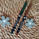Swatch de Ysatis28 : Stylo Regard Waterproof, Yves Rocher