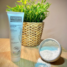 Swatch de Nyimi : Gommage à l'argile blanche, Cattier paris