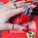 Swatch de Hana55 : La Petite Robe Noire - Le Vernis Délicieusement Brillant, Guerlain