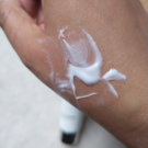 Swatch de Pinezoe : Soin Raffermissant Buste, Condensé Paris