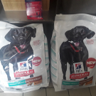 Swatch de Tofvi : Croquettes science plan, Beverly Hills Formula