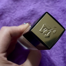 Swatch de AMnezKa : Teint Idole Ultra Wear, Lancôme