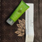 Swatch de laptitee : Crème mains nourrit et réconforte, Sarmance