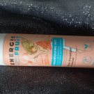 Swatch de ManonGan : Shampoing sec Energie Fruit fleur d'oranger monoï, Energie Fruit