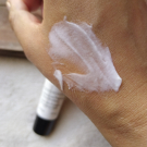 Swatch de Pinezoe : SENSIBEAUTICS Masque aux Probiotiques Peaux Sensibles, Ella Bache