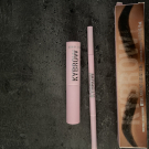 Swatch de MRS.ADB : Brow kit crayon et gel, Kylie Cosmetics