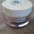 Swatch de Aure777 : Mystérieux Mille et Un Jours - Crème Liftante Redensifiante Anti-Âge, Garancia