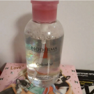 Swatch de Valbry : Créaline H2O Solution Micellaire Démaquillante, Bioderma
