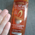 Swatch de zaz19 : Huile Extraordinaire Shampoing Nutrition Elsève, L'Oréal Paris