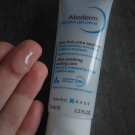 Swatch de zaz19 : Atoderm intensive gel-creme, Bioderma