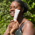 Swatch de noemievht : Charlotte Bio - Mon gommage visage BIO / Exfoliant & Coup d'éclat, Marque mystère