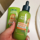 Swatch de Douceurapaillettes : Sérum anti-chute - Vitamines & force, Garnier Fructis