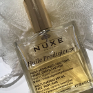 Swatch de Nena : Huile Prodigieuse - Huile Sèche multi-fonctions, Nuxe