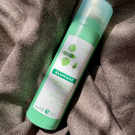 Swatch de diana.hauyne : Shampooing Sec Séboréducteur à l'Ortie, Klorane