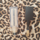 Swatch de Brigthom : FauxFilter Luminous Matte Liquid Concealer, Huda Beauty