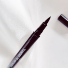 Swatch de Angeliquetesteuse : EYELINER FEUTRE SUBLIMLINER, L'Atelier du Sourcil