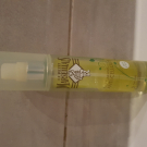 Swatch de dollgirl38 : Huile Anti-Cellulite au Thé Vert, Le Petit Marseillais