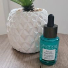 Swatch de Vanessa7800 : Sérum anti-imperfections Magnifica, Sanoflore