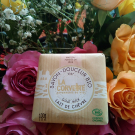 Swatch de ingrin : Savon douceur bio au lait de chévre savonnerie la corvette, Savonnerie Artisanale