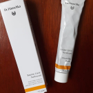 Swatch de Valbry : Baume lacté nettoyant, Dr. Hauschka