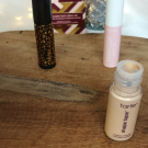 Swatch de skincarebeaute5 : Shape Tape Contour Concealer, Tarte