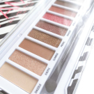 Swatch de mailinhlan54 : Palette de 12 Fards à Paupières BYS, BYS