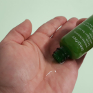 Swatch de Valbry : Green Tea Seed Serum, Innisfree