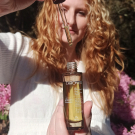 Swatch de Nolrag_sc : Duo de soins visage Crème exfoliante éclat + Huile revitalisante Chronos, Natura Brasil