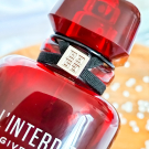 Swatch de Beauty_cosmetic_ : L'interdit eau de parfum rouge, Givenchy