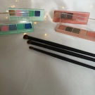 Swatch de skincarebeaute5 : Mini Retro - Palette de fards à paupières format voyage, Natasha DENONA