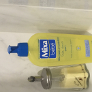 Swatch de TIY8777 : Mixa bébé gel douche  corps et cheveux tres doux, Mixa