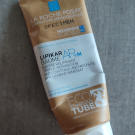Swatch de zaz19 : Lipikar baume AP  Baume relipidant anti-irritations anti-grattage, La Roche-Posay
