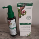 Swatch de chourisse : Sérum antichute à la Quinine et Edelweiss Bio, Klorane