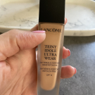 Swatch de Glycine : Teint Idole Ultra Wear, Lancôme