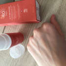 Swatch de Girly'S Family : Fluide solaire bio SPF50, Sarmance