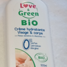 Swatch de DoriouneTwins2022 : Crème hydratante visage et corps peaux sensibles à réactives, Love & Green