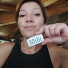 Swatch de mag.stp : Matte Bronzer - Bronzer en stick, Milk Makeup